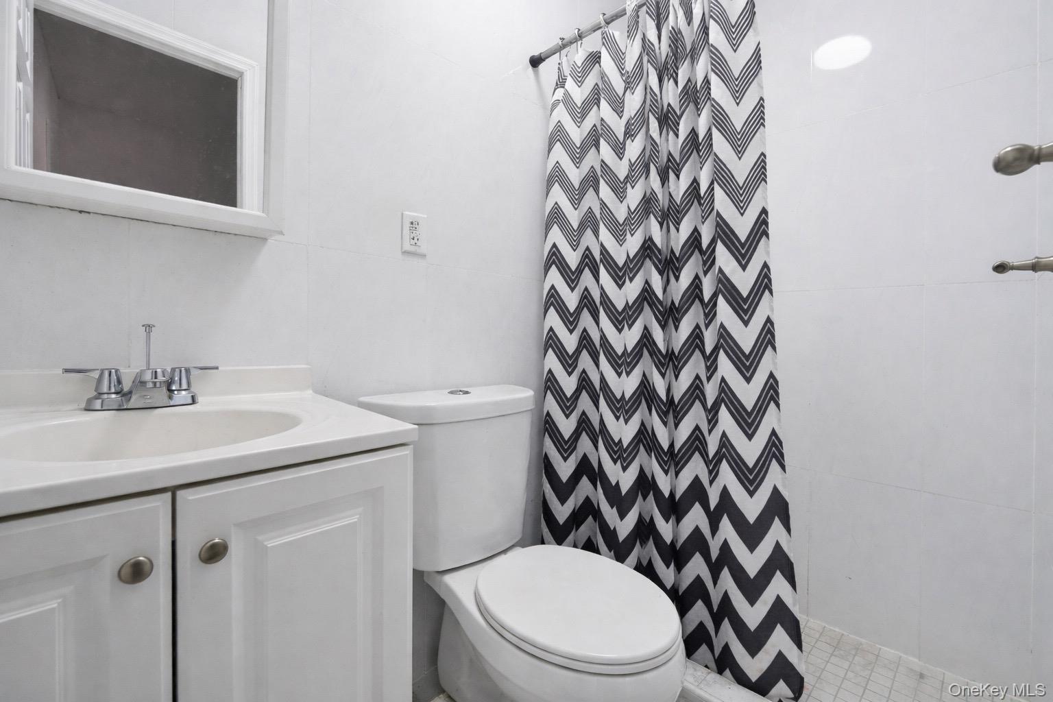 #9 photo, 10407 94th Avenue, Ozone Park , NY 11416