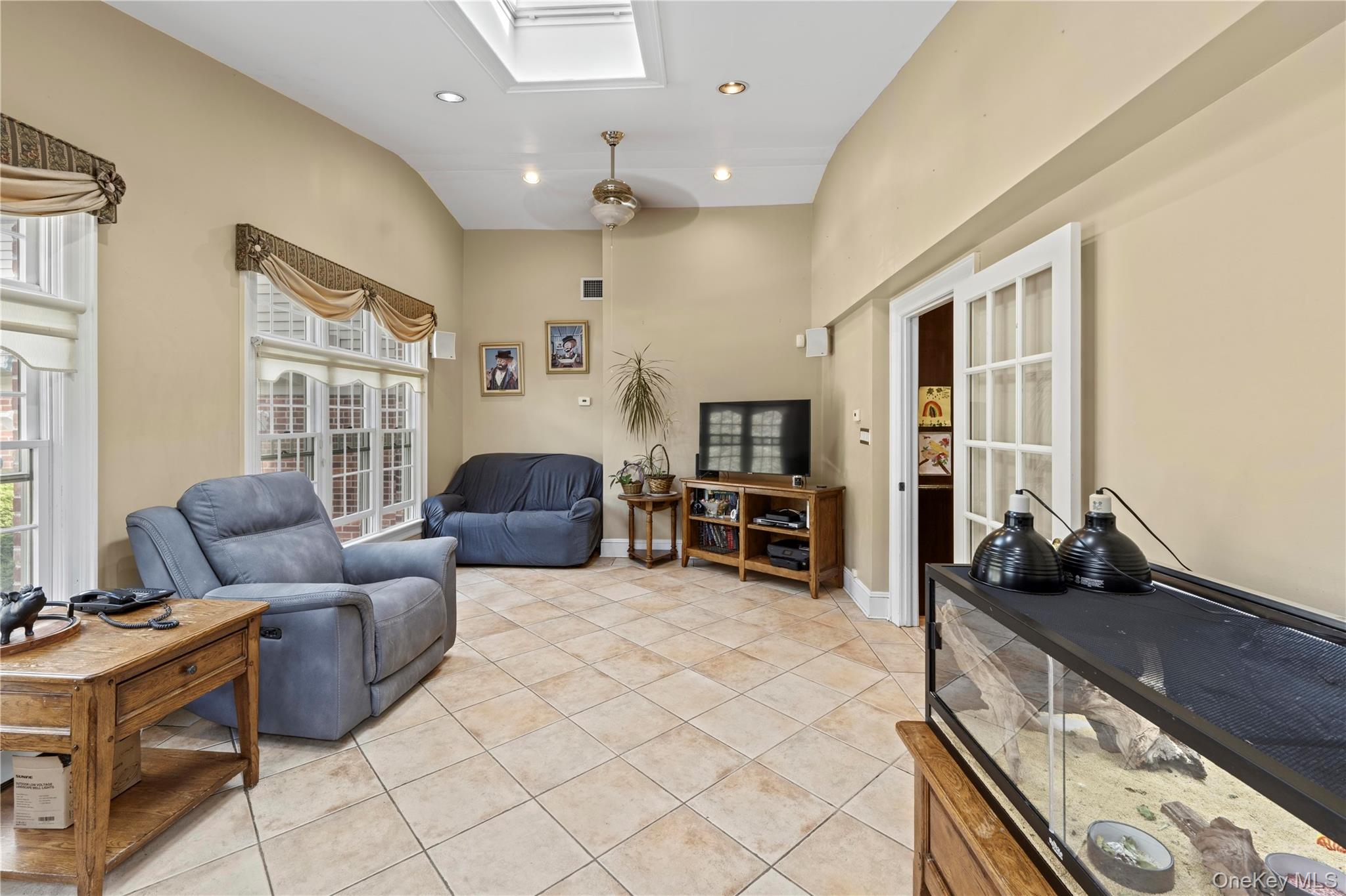 #14 photo, 34-08 210th Street, Bayside , NY 11361