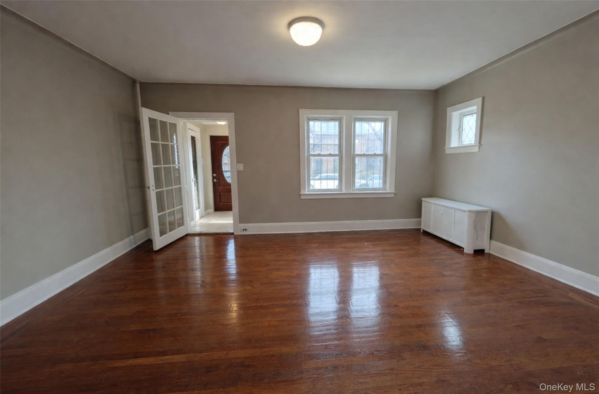 #2 photo, 89-32 208th Street, Queens Village , NY 11427