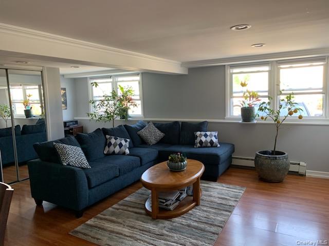 #10 photo, 81 Barnes Street, नासाउ काउंटी Long Beach , NY 11561