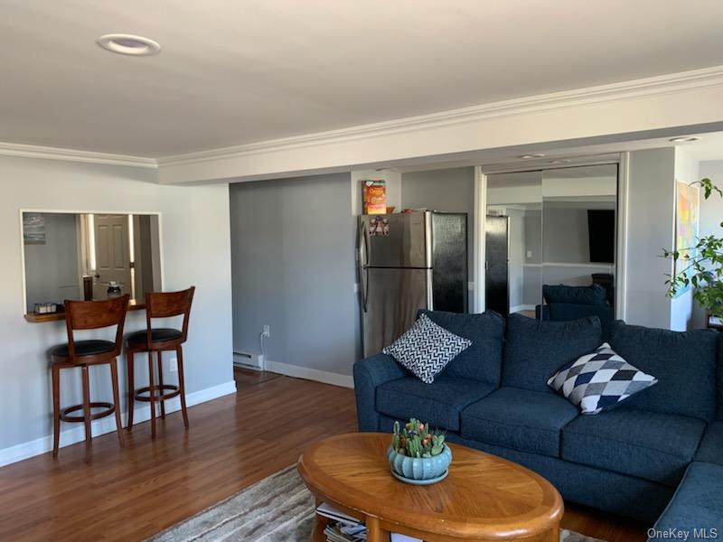 #14 photo, 81 Barnes Street, नासाउ काउंटी Long Beach , NY 11561