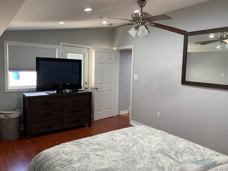 #19 photo, 81 Barnes Street, नासाउ काउंटी Long Beach , NY 11561