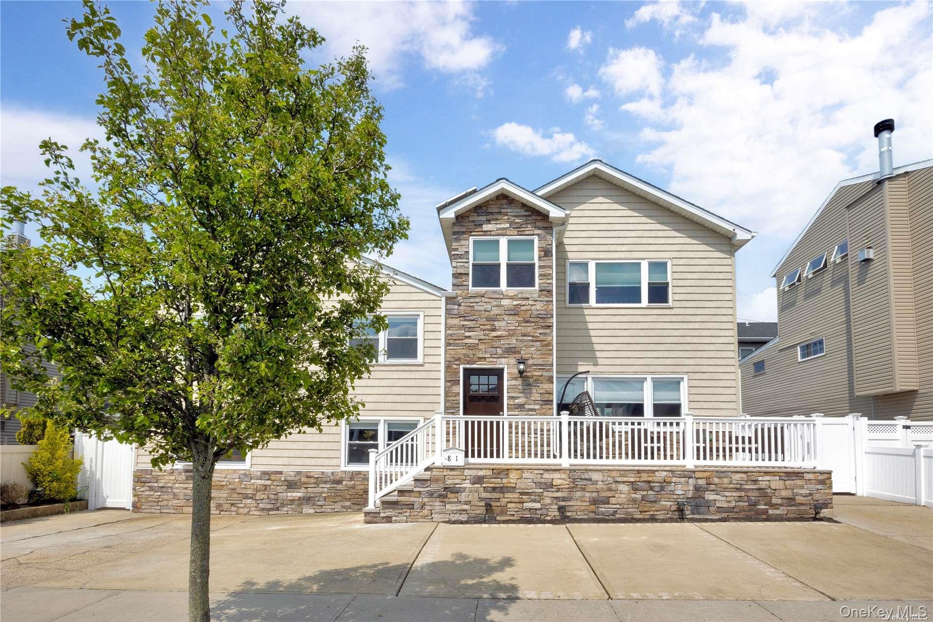 #2 photo, 81 Barnes Street, नासाउ काउंटी Long Beach , NY 11561