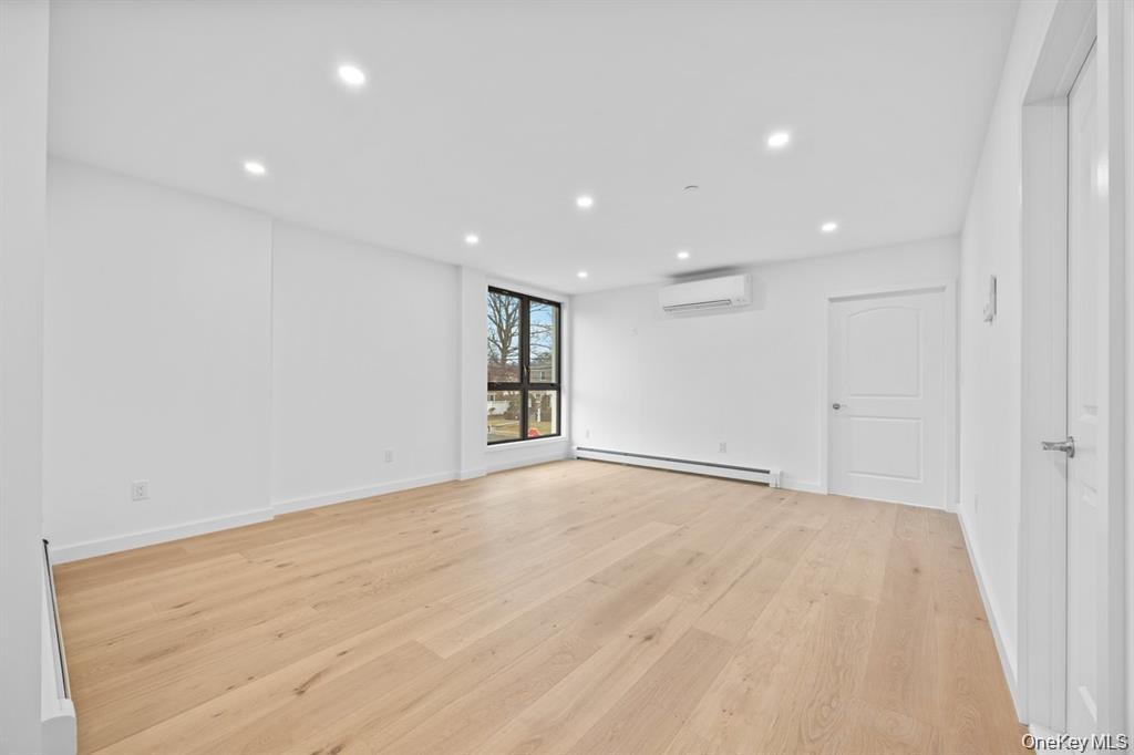 #7 photo, 33-03 213th Street, Bayside , NY 11361