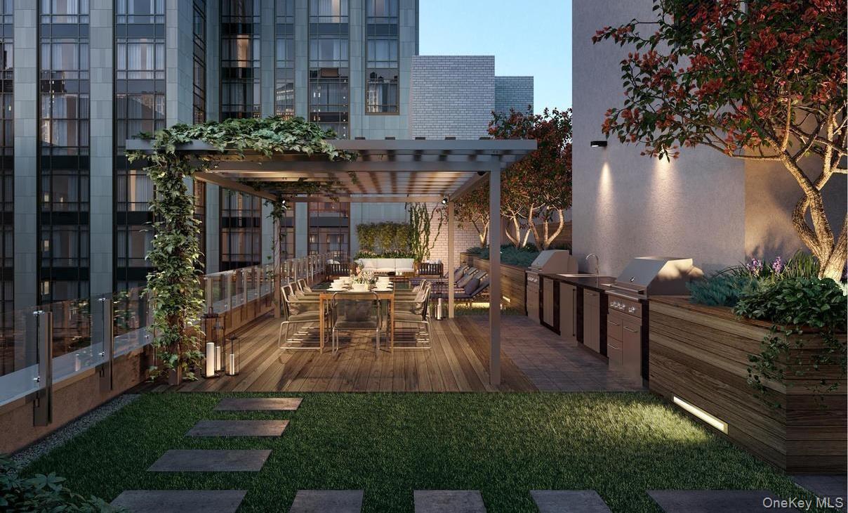 #12 photo, 230 E 20th Street, New York (Manhattan) , NY 10003