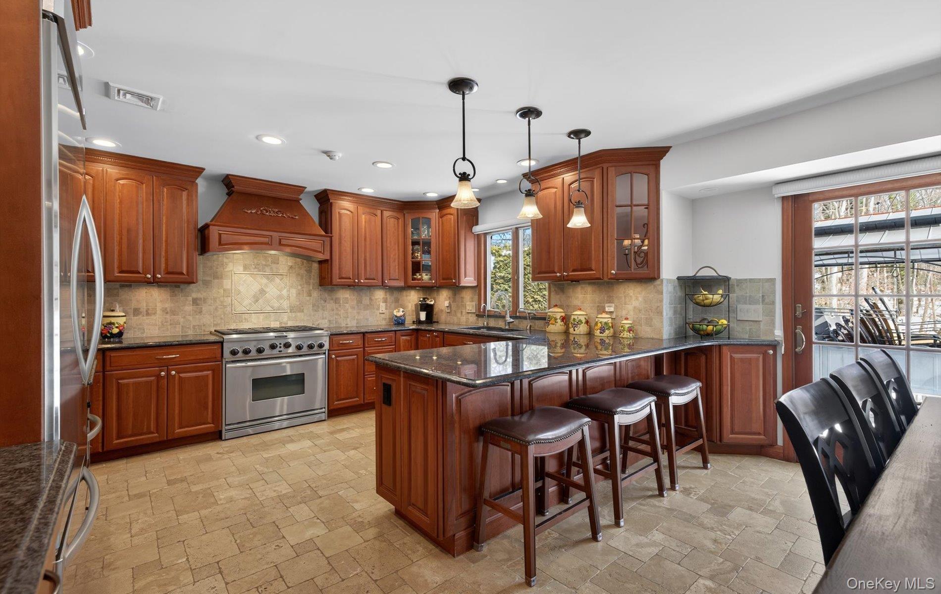 #7 photo, 15 Tiber Road, 长岛 Syosset , NY 11791