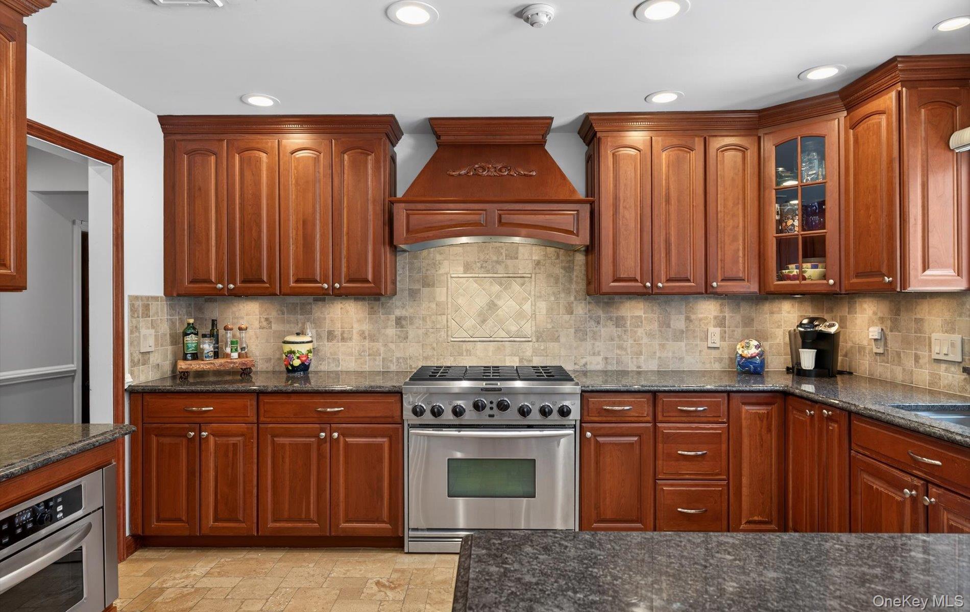 #8 photo, 15 Tiber Road, 长岛 Syosset , NY 11791