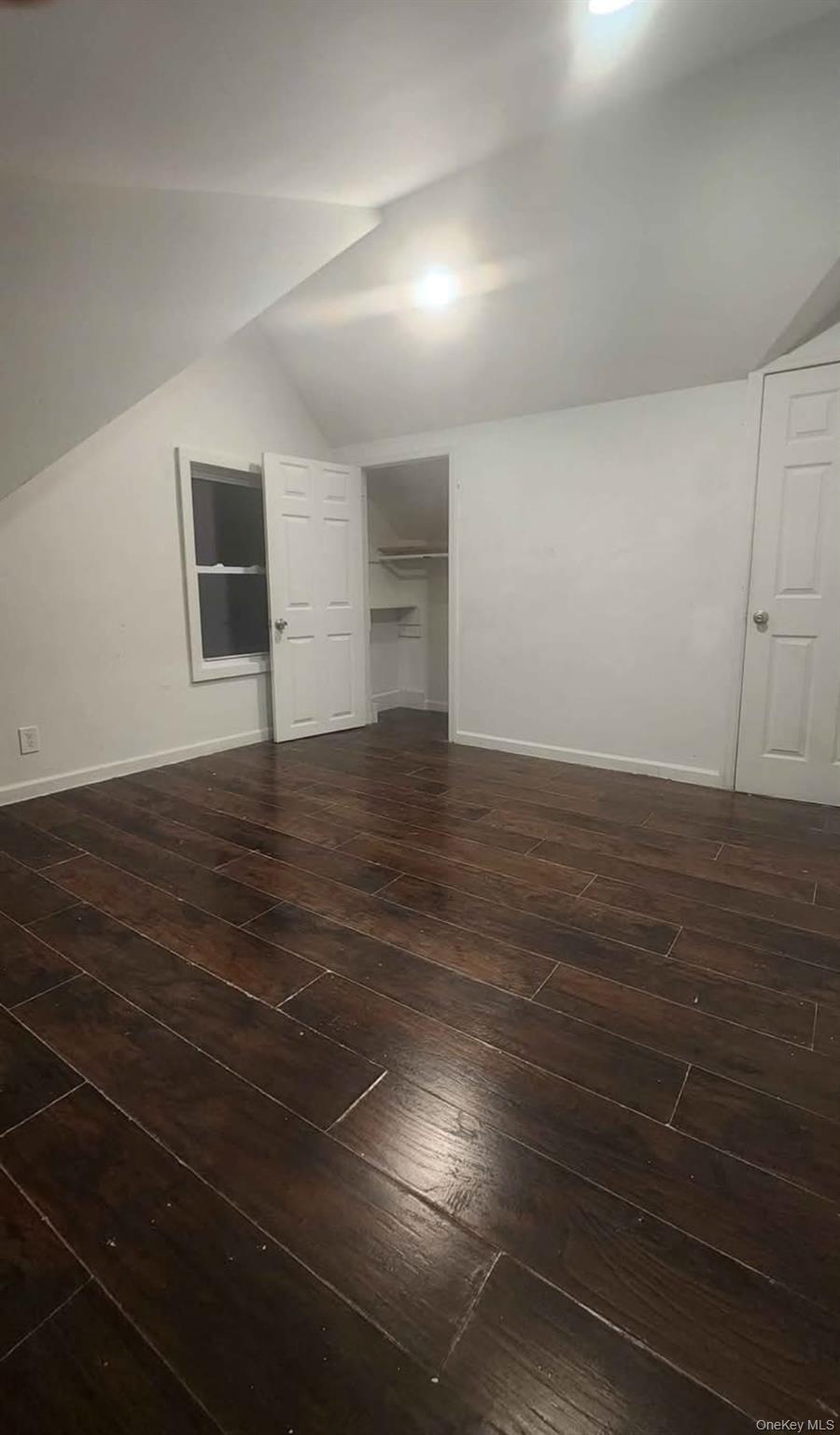 #9 photo, 10 Ross Avenue, מחוז סאפוק Bay Shore , NY 11706