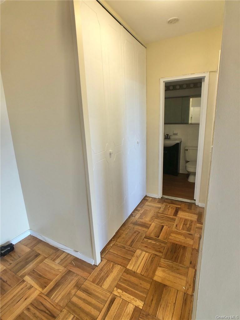 #9 photo, 10 Lake Street, White Plains , NY 10603