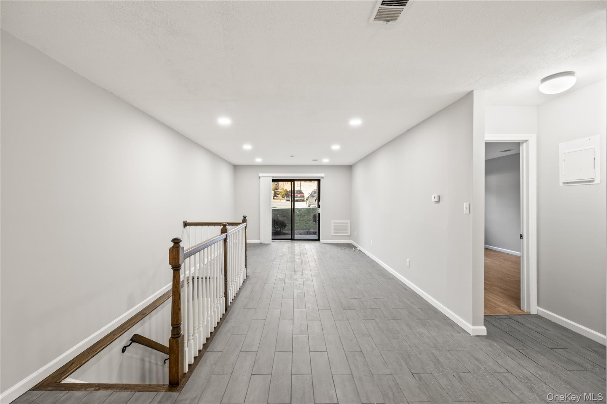 #10 photo, 402 Kennedy Drive, 紐約州 Spring Valley , NY 10977