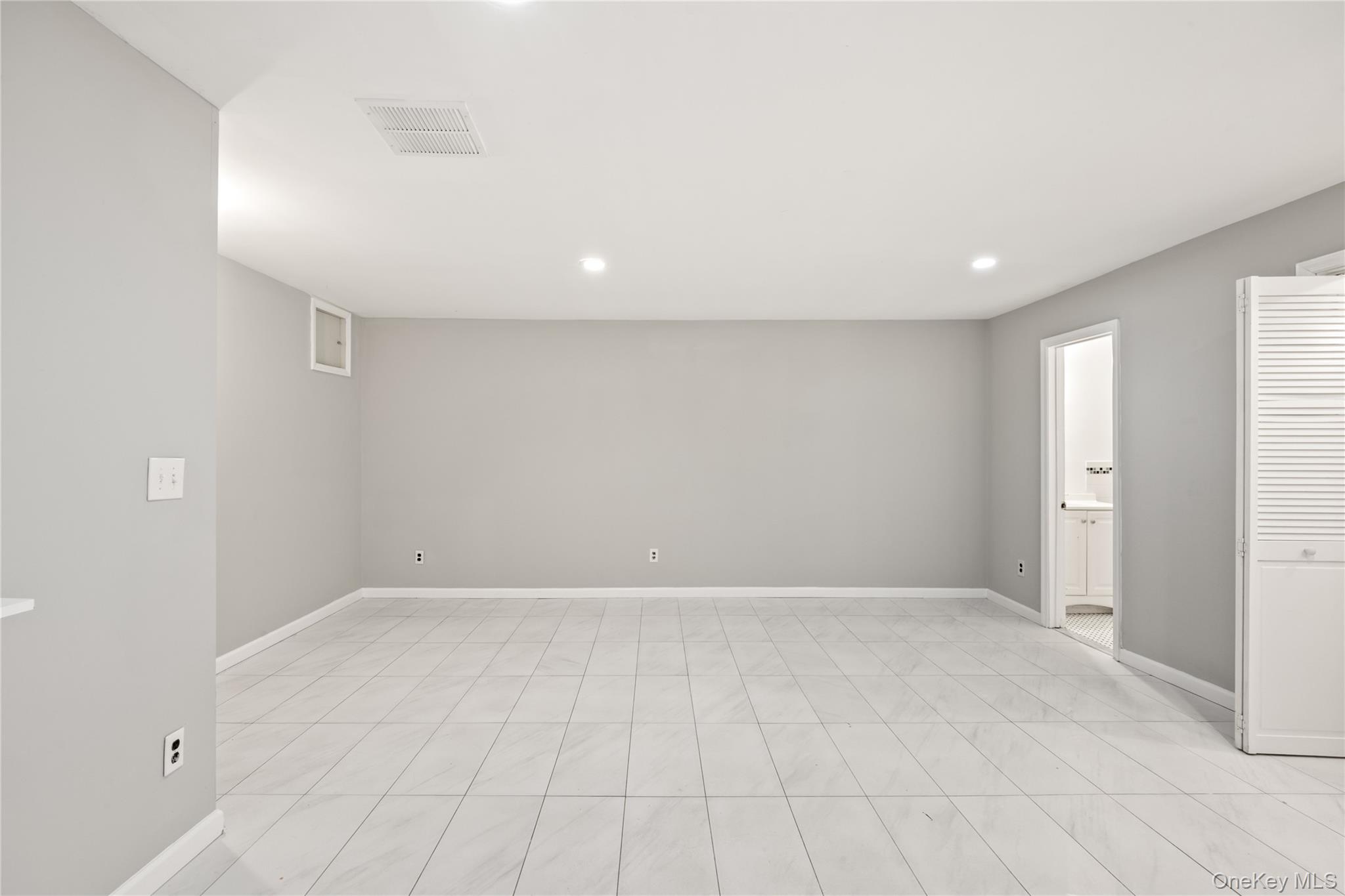 #19 photo, 402 Kennedy Drive, 紐約州 Spring Valley , NY 10977