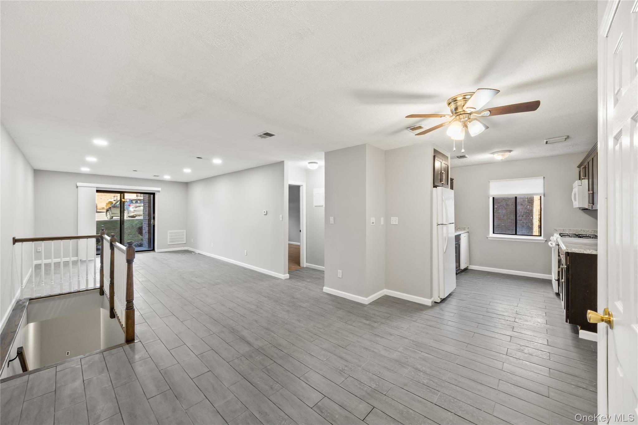 #3 photo, 402 Kennedy Drive, 紐約州 Spring Valley , NY 10977