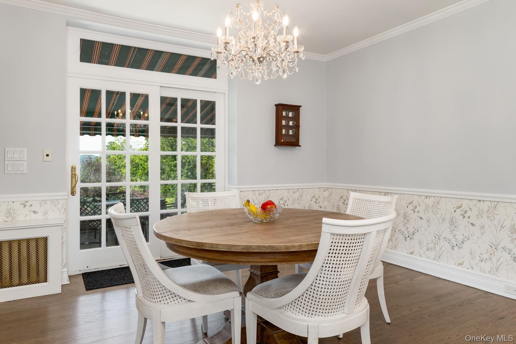 #12 photo, 41-C N Broadway, Irvington , NY 10533