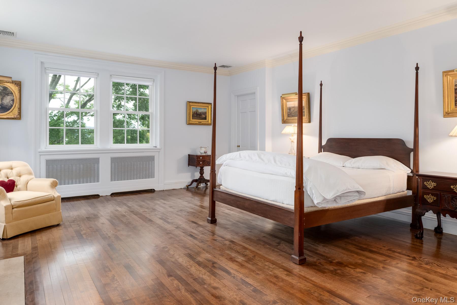 #14 photo, 41-C N Broadway, Irvington , NY 10533