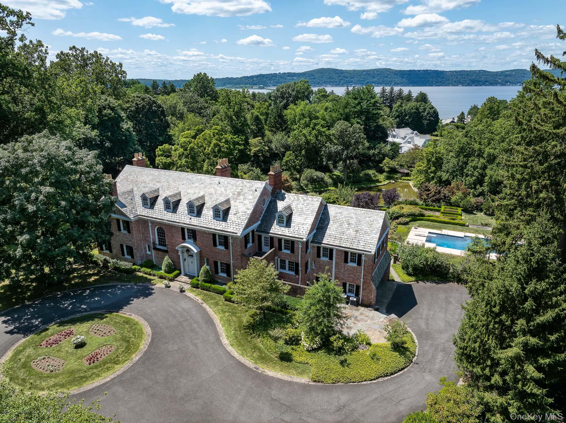 #2 photo, 41-C N Broadway, Irvington , NY 10533