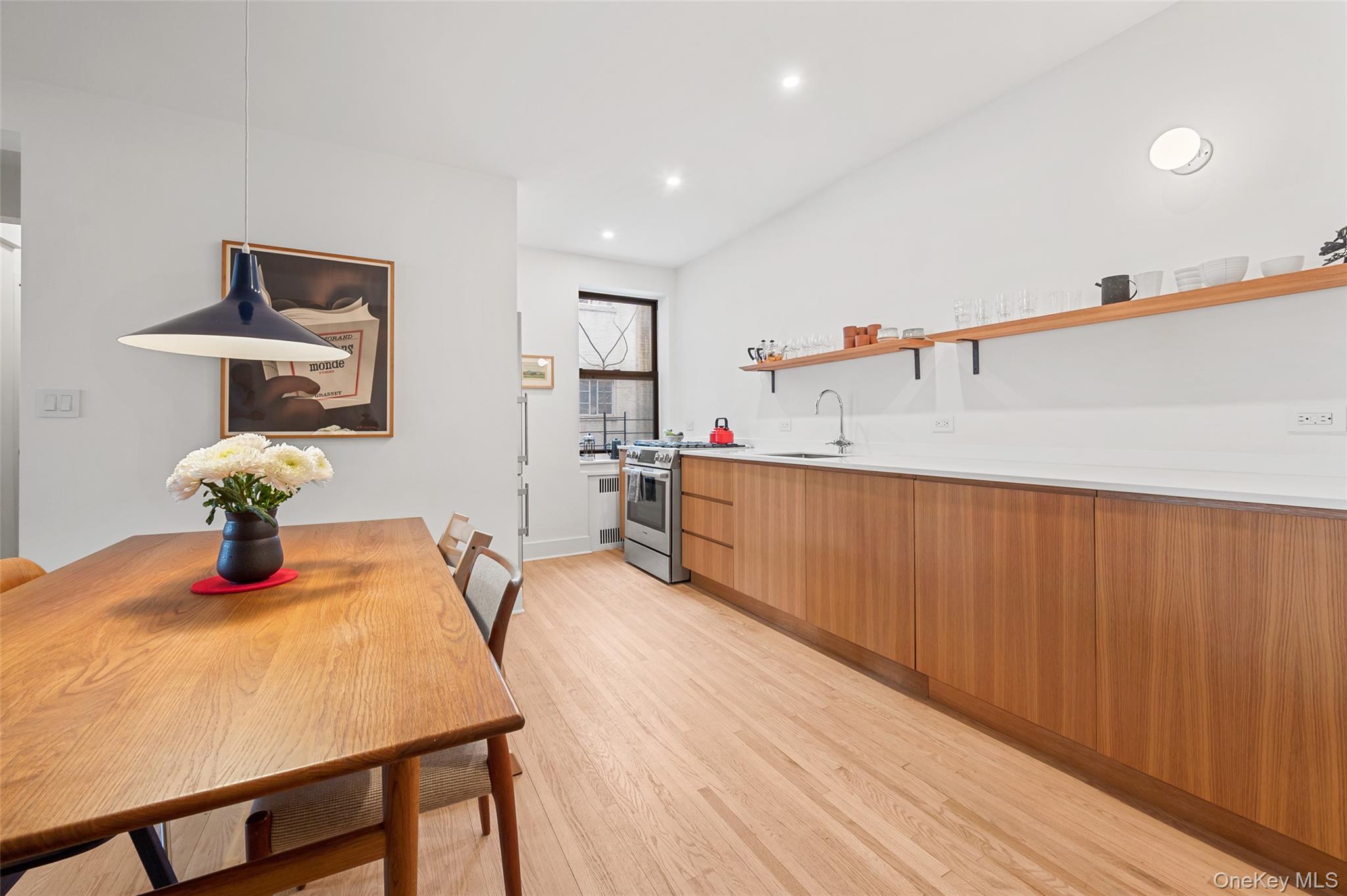 #7 photo, 385 Argyle Road, Brooklyn , NY 11218