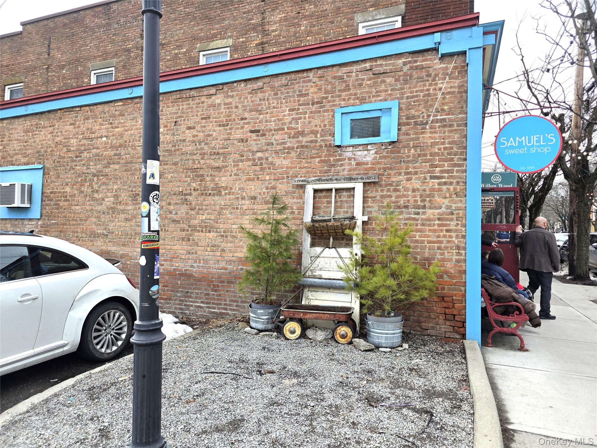 #4 photo, 38-42 E Market Street, Rhinebeck , NY 12572