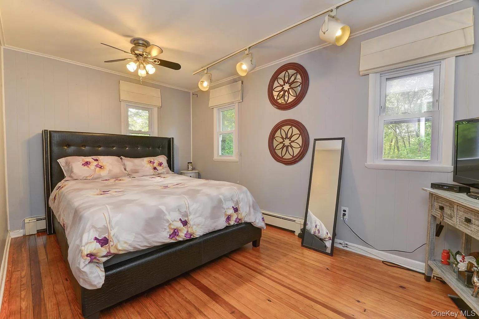 #8 photo, 14 Seabird Avenue, 뉴욕주 Spring Valley , NY 10977