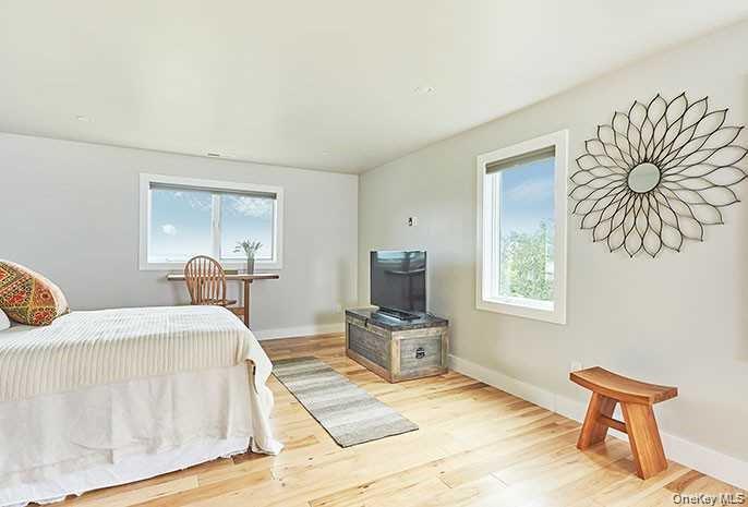 #15 photo, 21 Contentment Lane, Red Hook , NY 12571