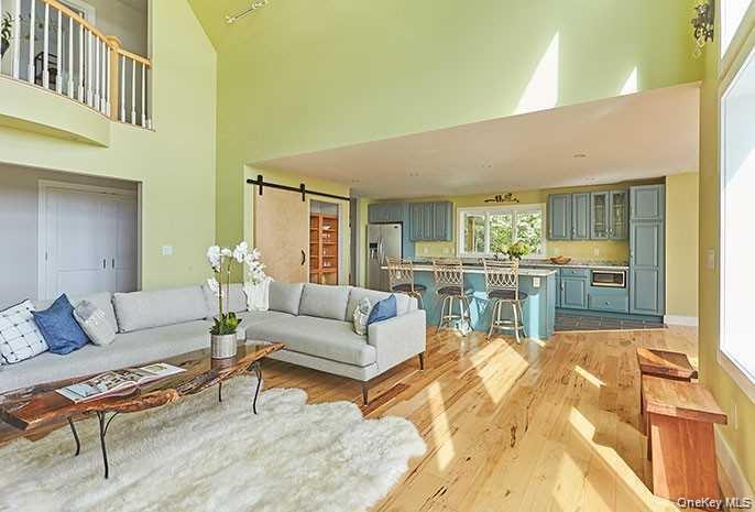 #8 photo, 21 Contentment Lane, Red Hook , NY 12571