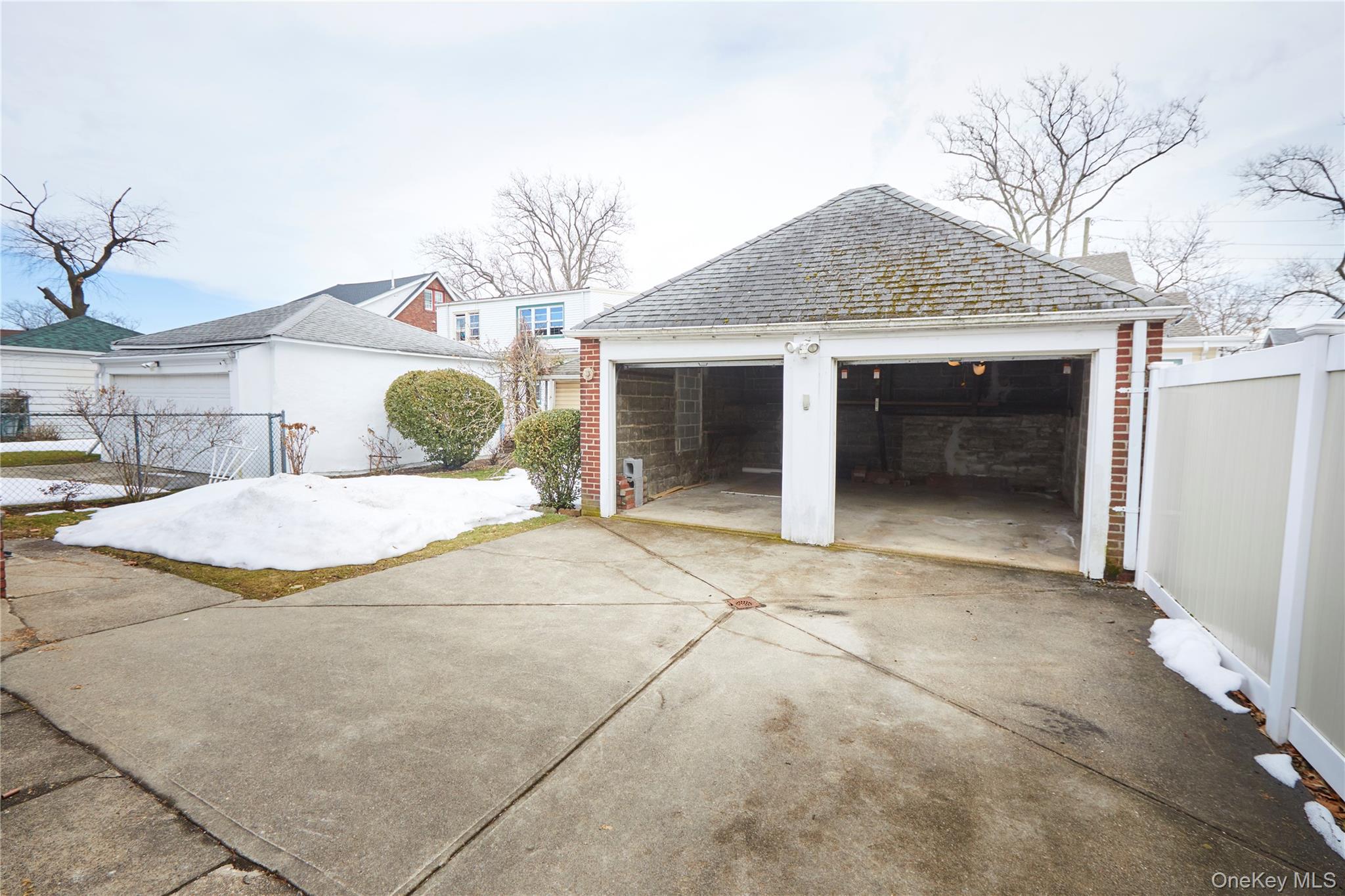 #11 photo, 18516 Galway Avenue, Saint Albans , NY 11412