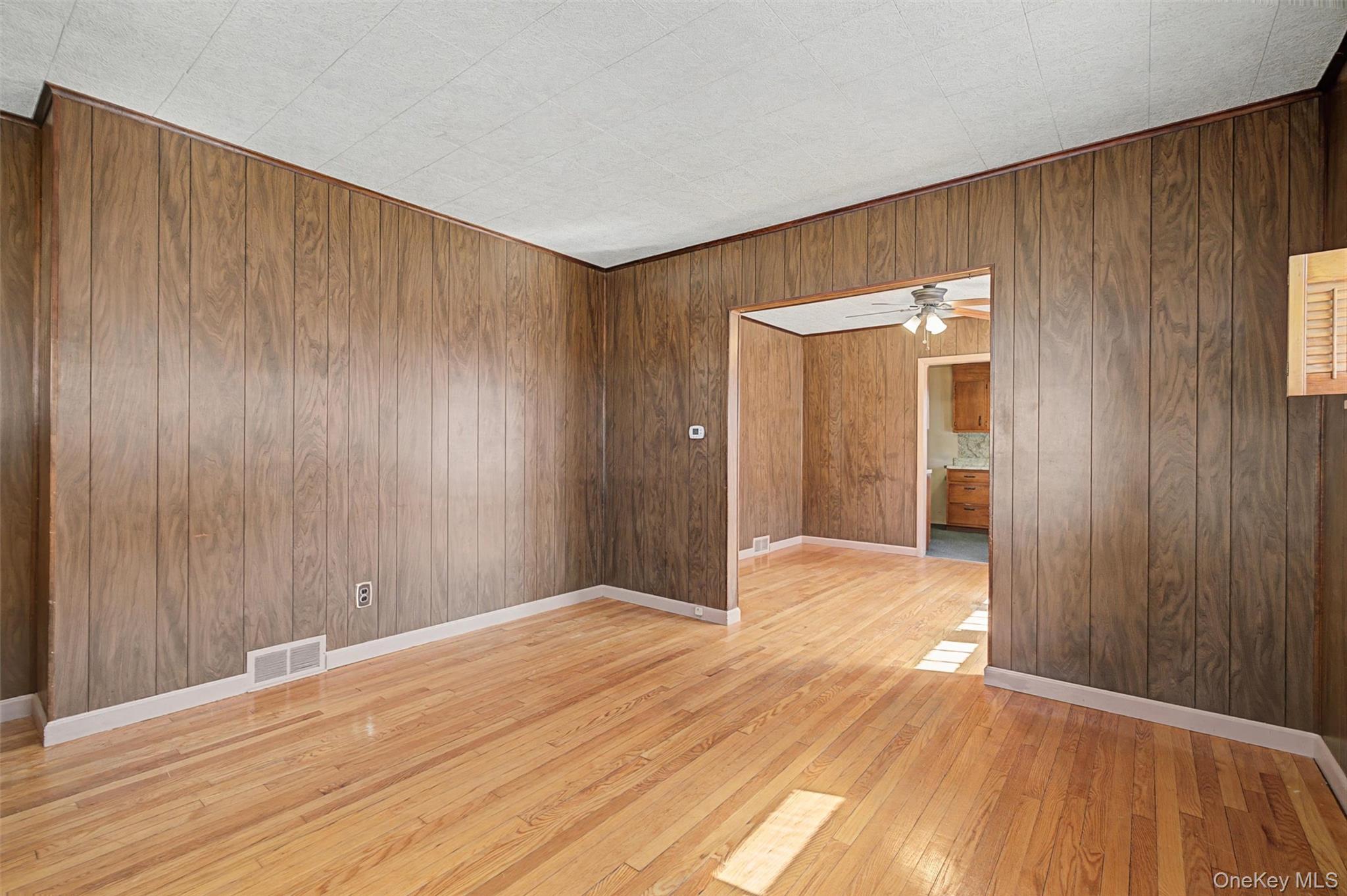 #13 photo, 108 Sproat Street, Middletown , NY 10940