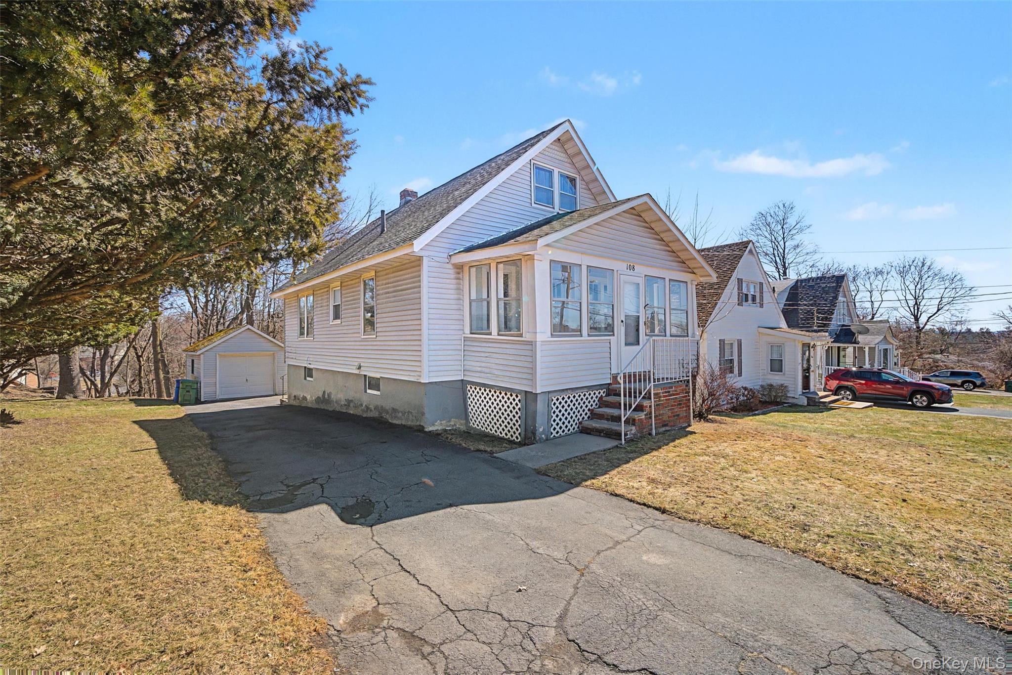 #9 photo, 108 Sproat Street, Middletown , NY 10940