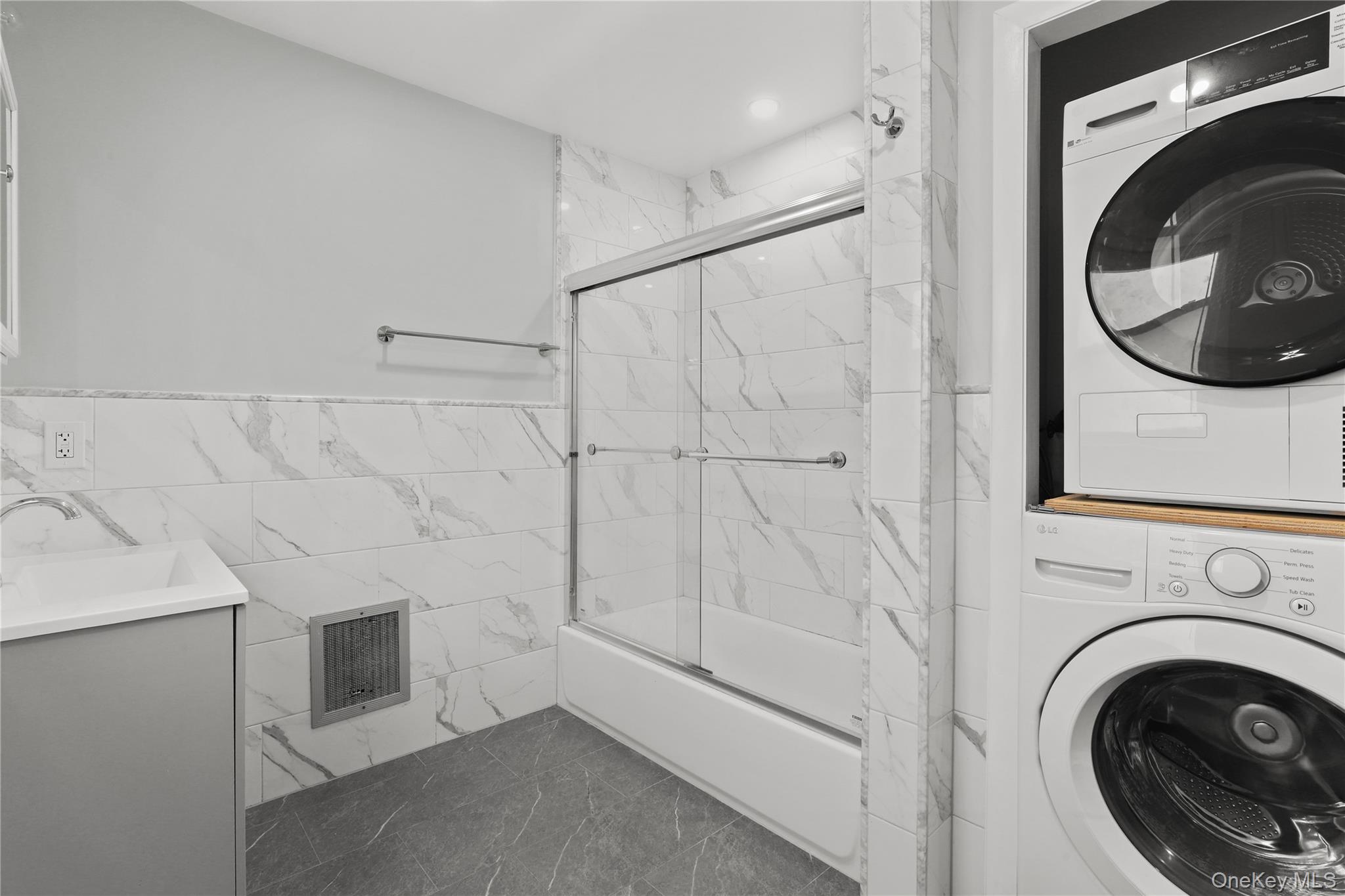 #11 photo, 26 Dorset Court, Yorktown Heights , NY 10598