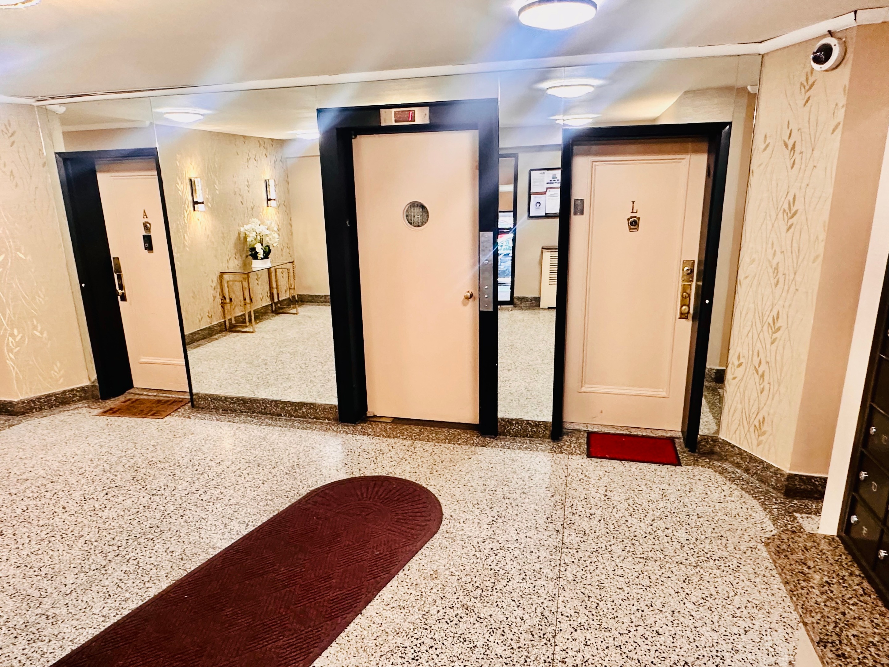 #10 photo, Bronx, ब्रोंक्स Norwood , NY 10467