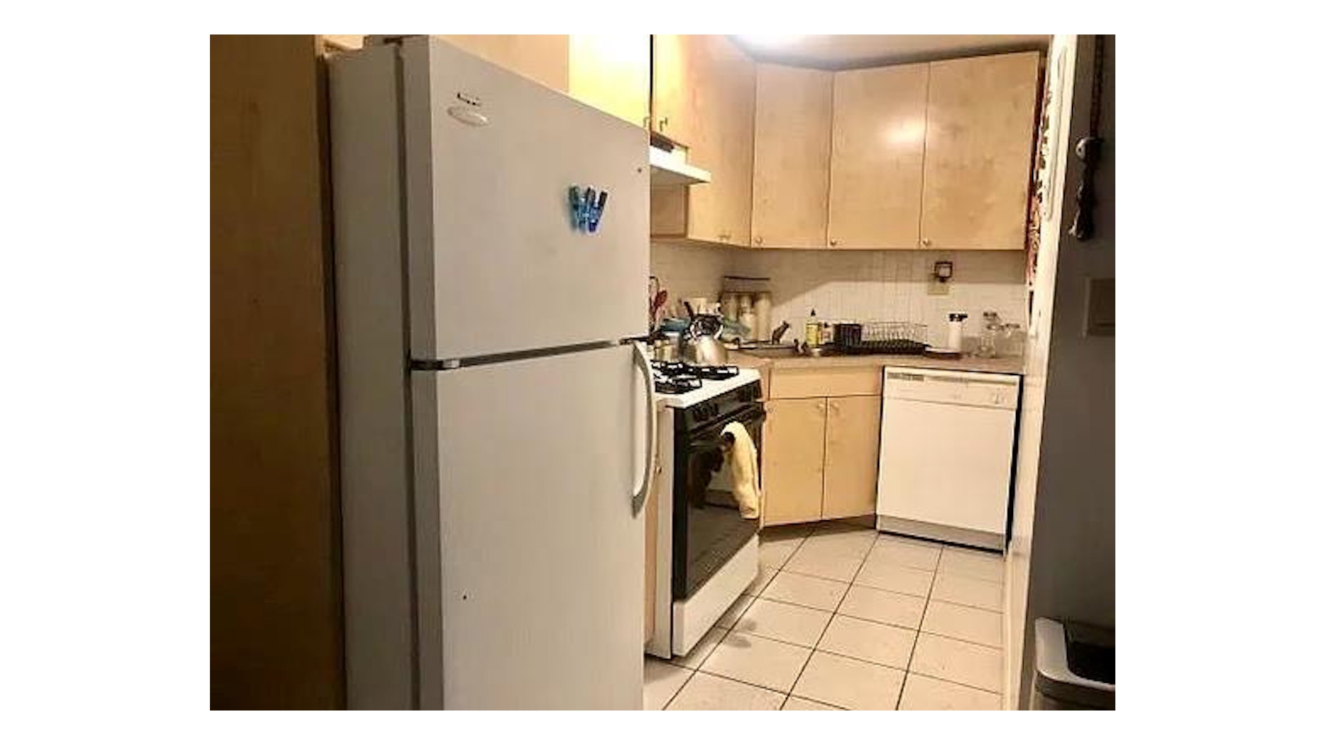 #5 photo, 25 MESEROLE Street, Williamsburg , NY 11206