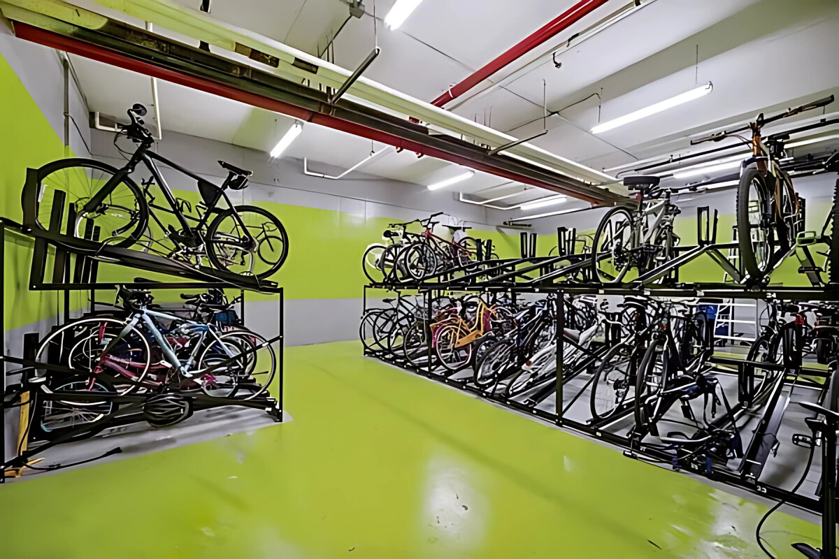 #16 photo, 1919 MADISON Avenue, South Harlem , NY 10035