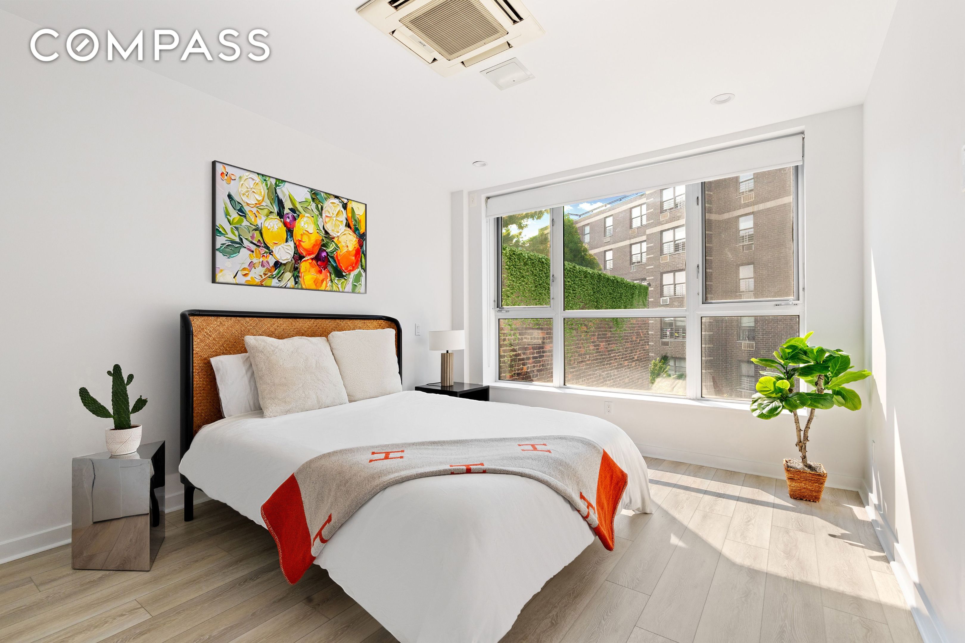 #5 photo, 261 Union Avenue, Williamsburg , NY 11211