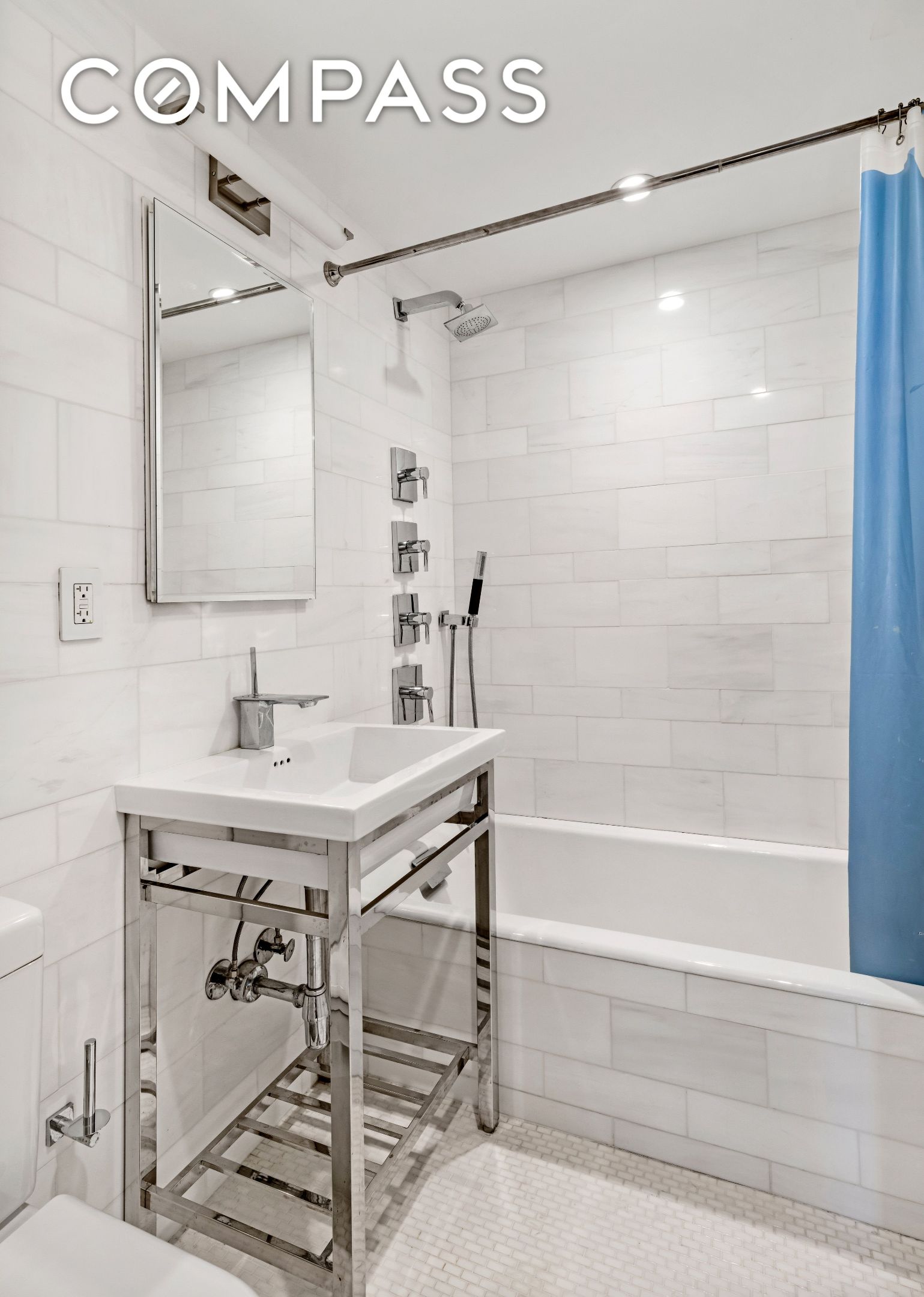 #8 photo, 201 W 16th Street, Chelsea , NY 10011