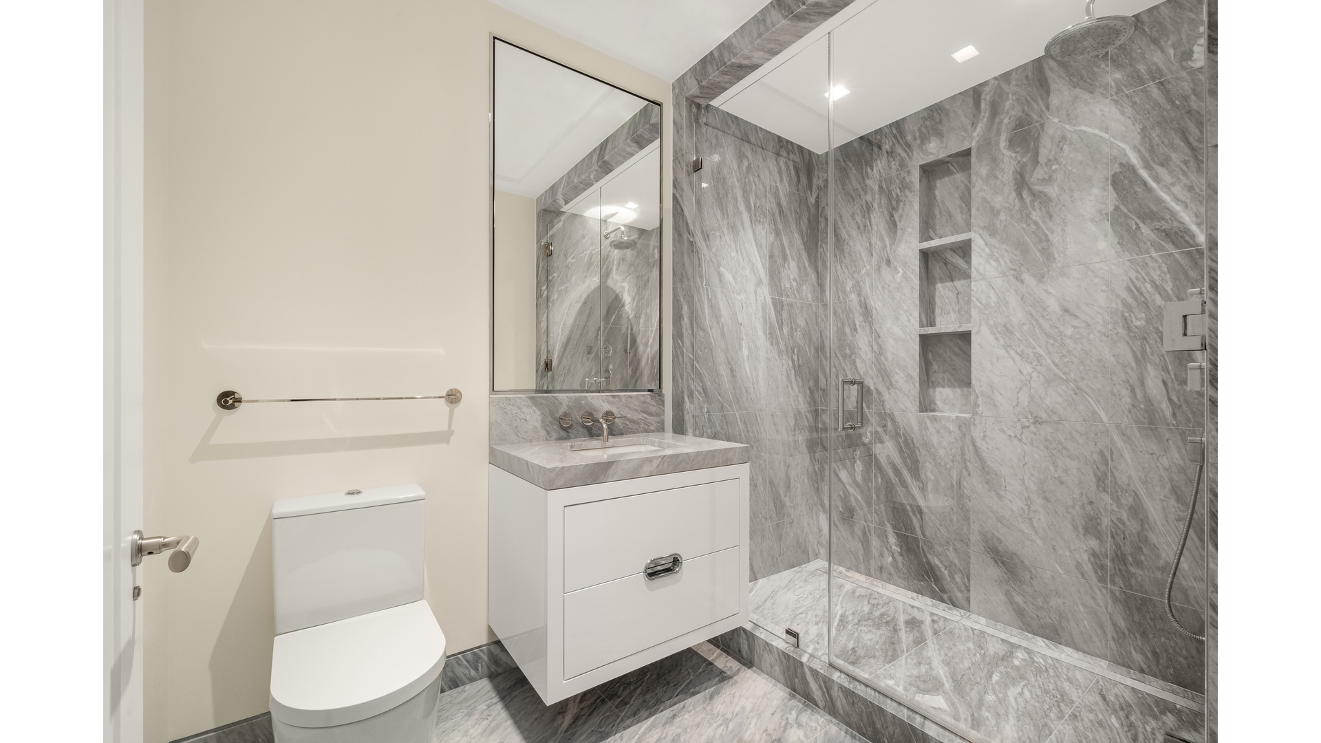 #8 photo, 225 W 86TH Street, מנהטן Upper West Side , NY 10024