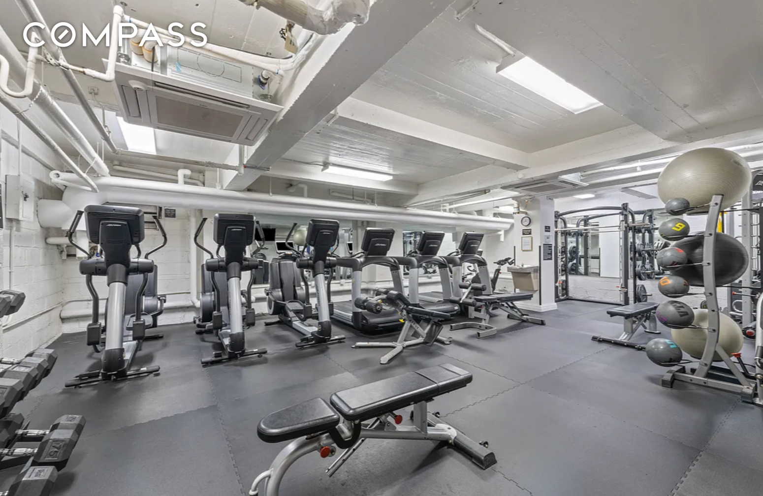 #11 photo, 425 E 63rd Street, Lenox Hill , NY 10065