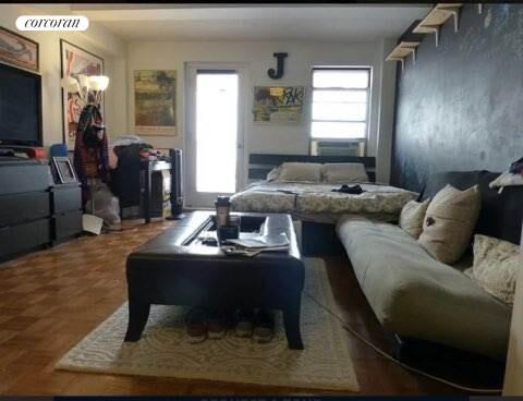 #1 photo, 52 E 13TH Street, Манхэттен ‖ Greenwich Village , NY 10003