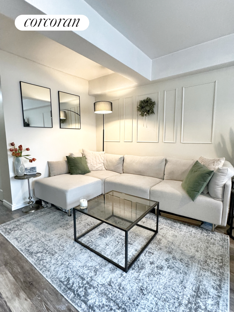 #2 photo, 210 E 63RD Street, Манхэттен ‖ Lenox Hill , NY 10065