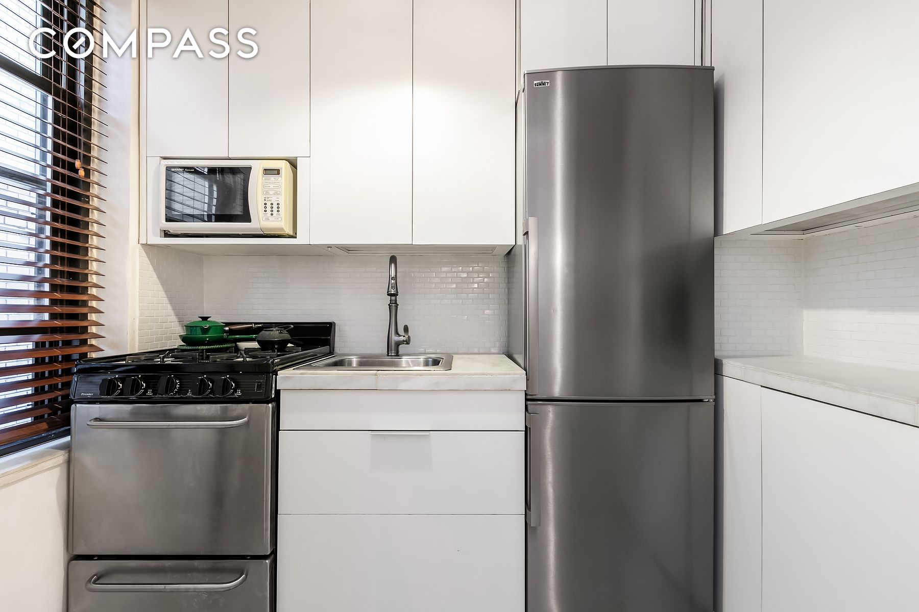 #5 photo, 7 Park Avenue, मैनहटन Murray Hill , NY 10016