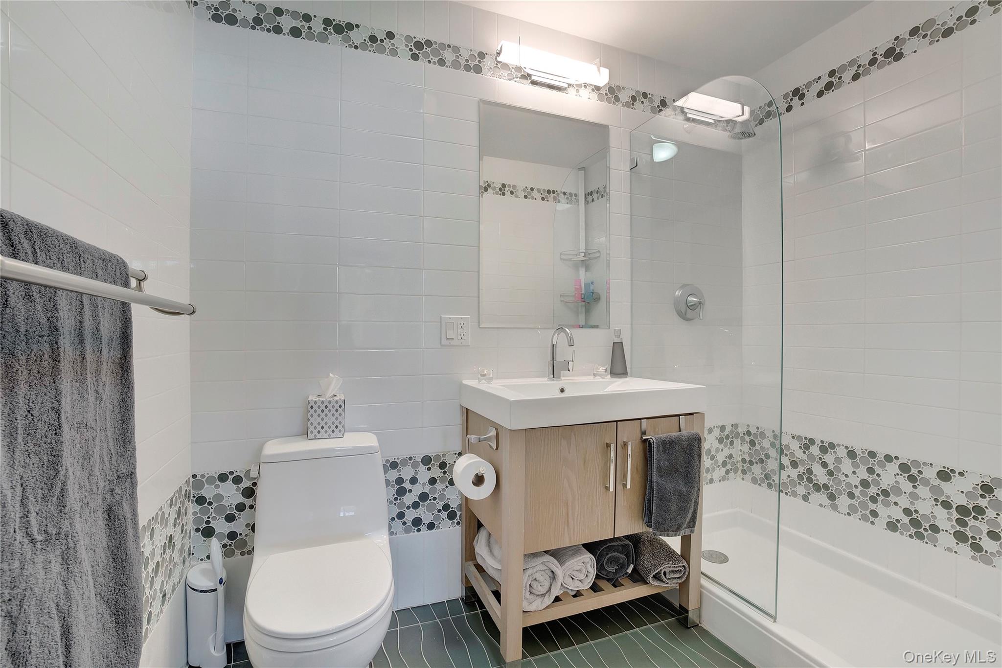 #12 photo, 91-16 Shore Front Parkway, Rockaway Beach , NY 11693