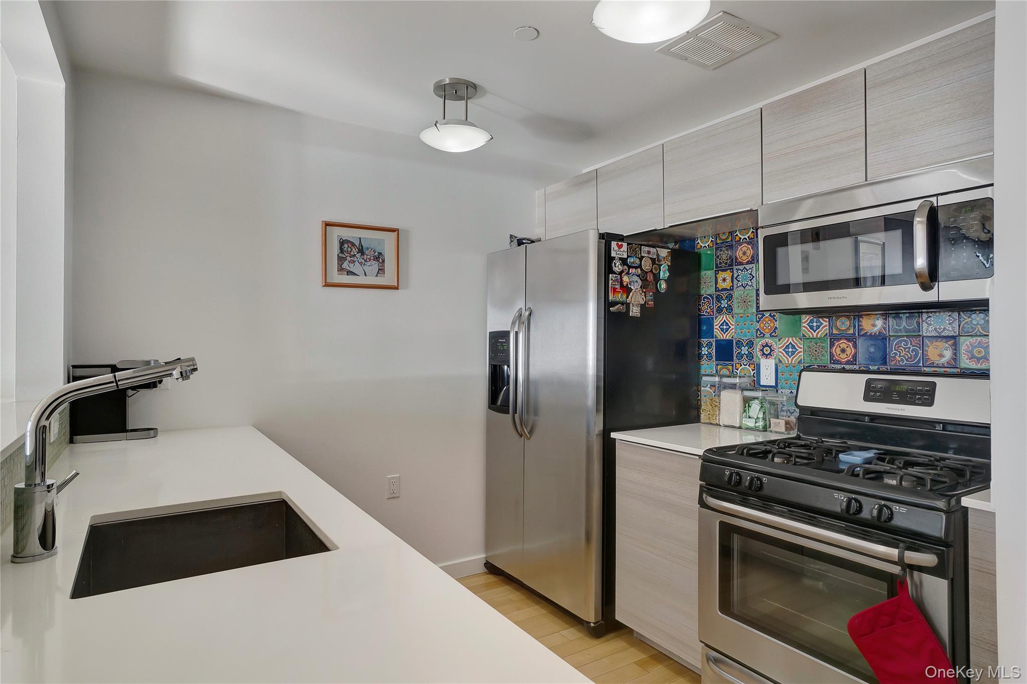 #6 photo, 91-16 Shore Front Parkway, Rockaway Beach , NY 11693