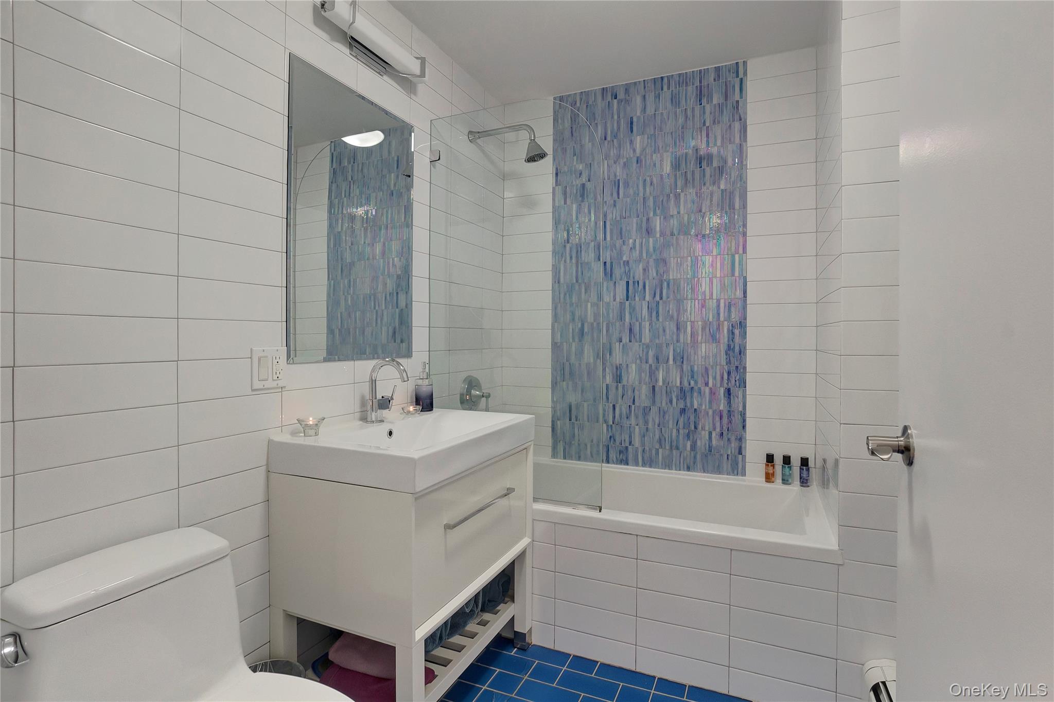 #8 photo, 91-16 Shore Front Parkway, Rockaway Beach , NY 11693