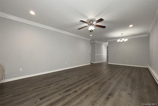 #6 photo, 30 Westgate Drive, Bohemia , NY 11716