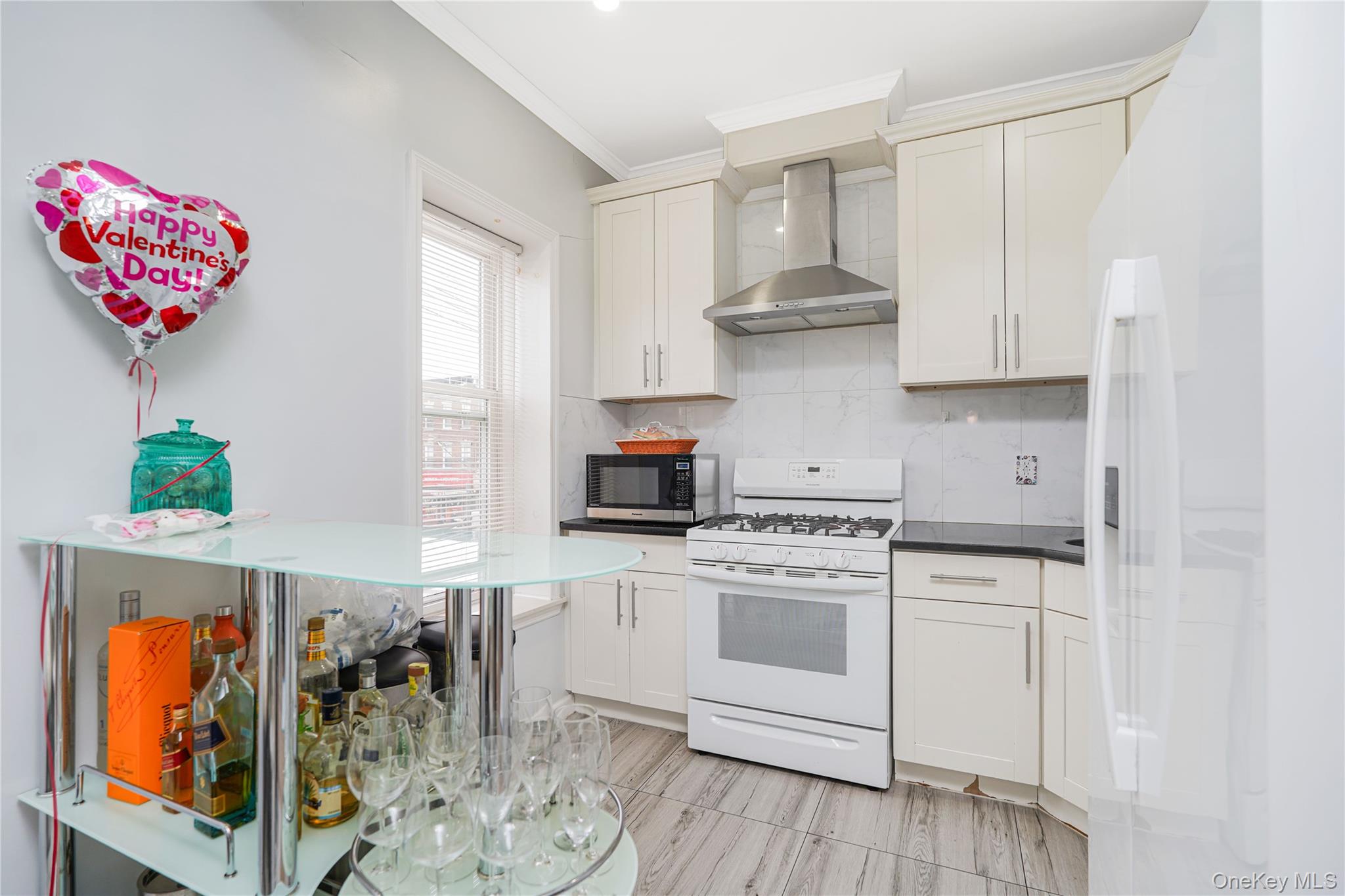 #10 photo, 7302 13th Avenue, הברונקס Brooklyn , NY 11228