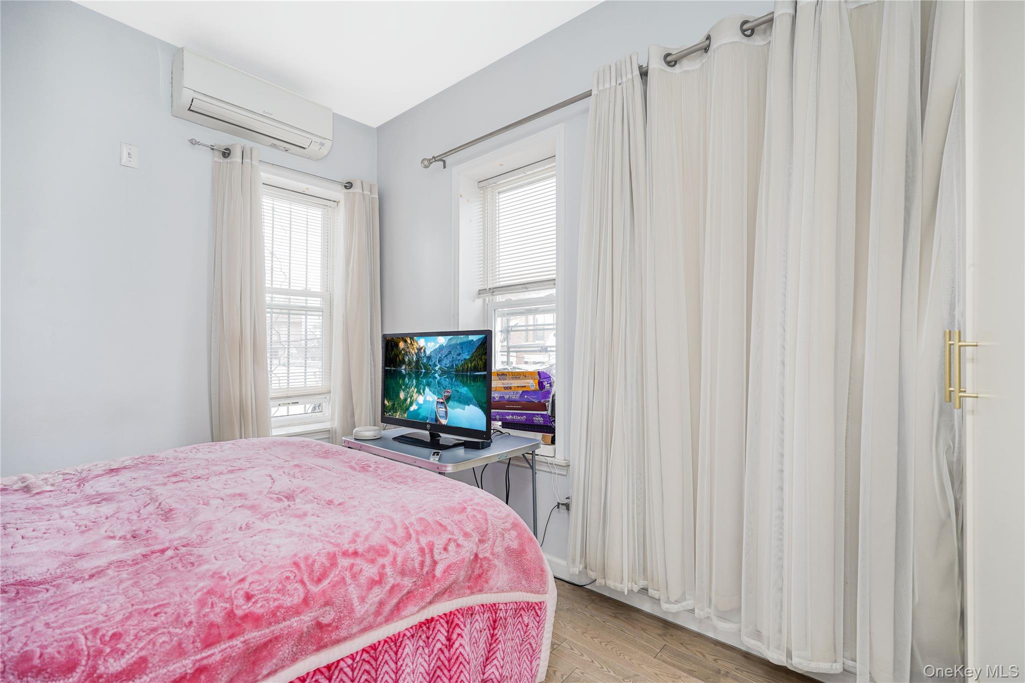 #5 photo, 7302 13th Avenue, הברונקס Brooklyn , NY 11228