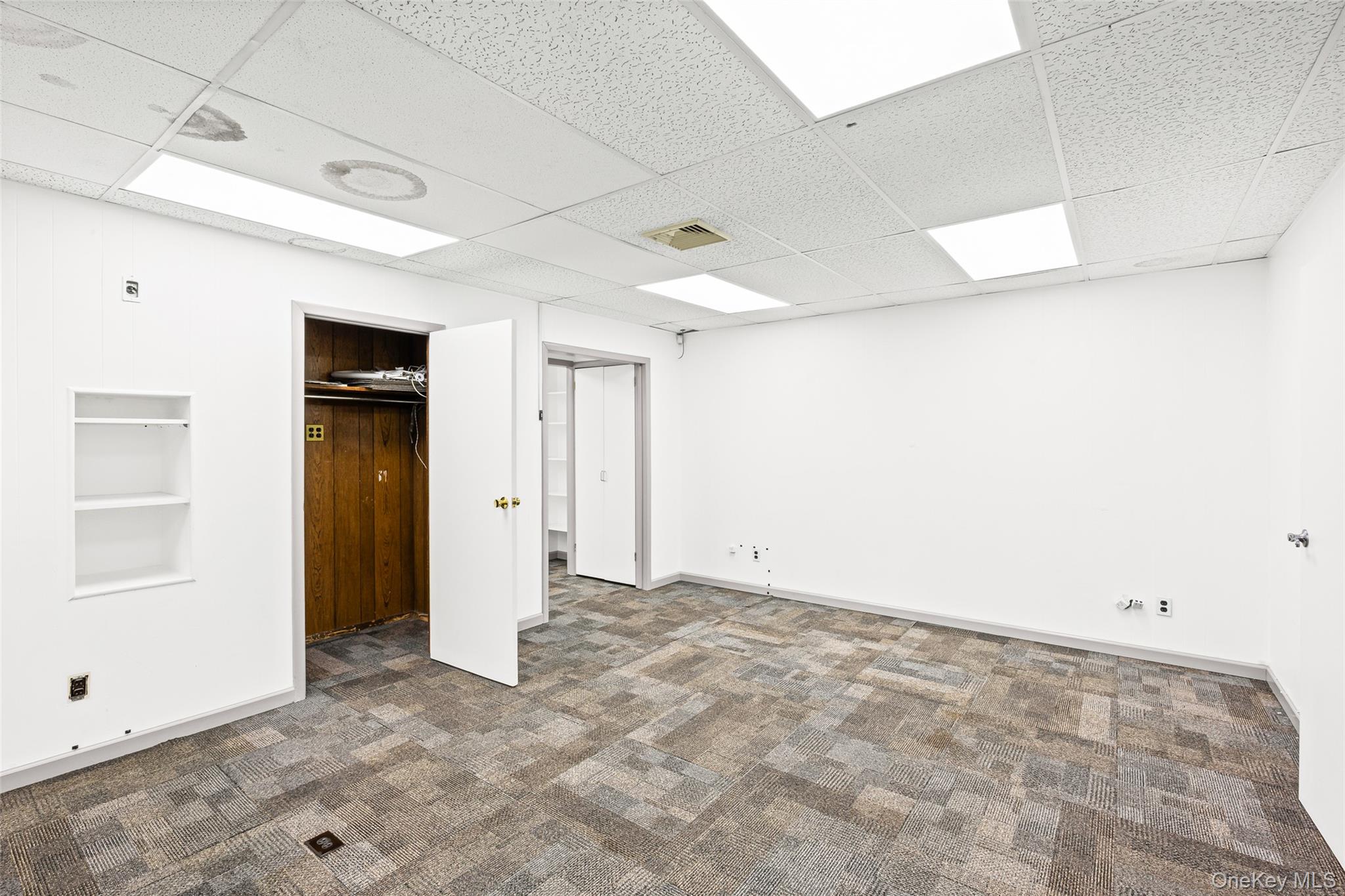 #12 photo, 100 2nd Street, מחוז נסאו Mineola , NY 11501