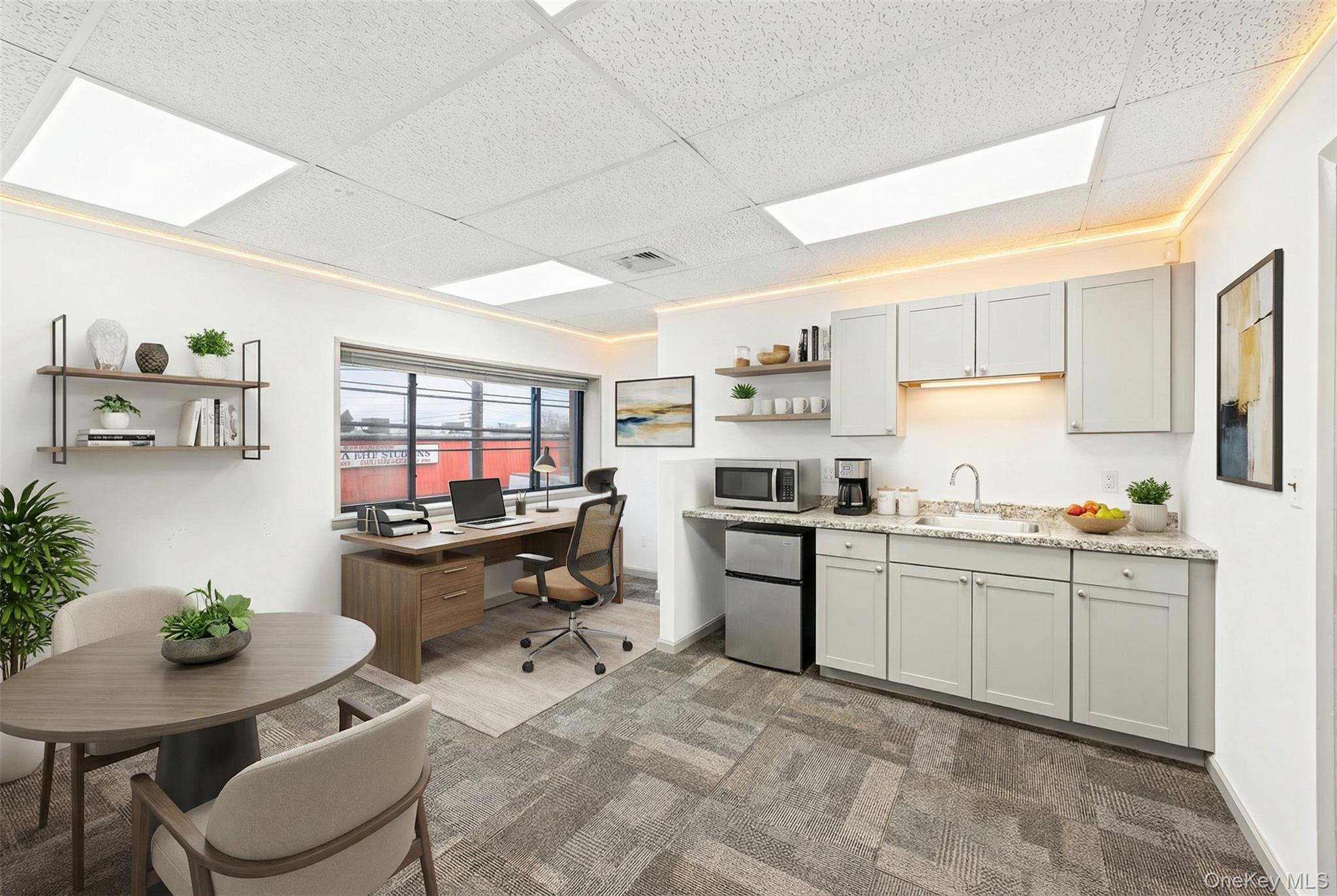 #19 photo, 100 2nd Street, מחוז נסאו Mineola , NY 11501