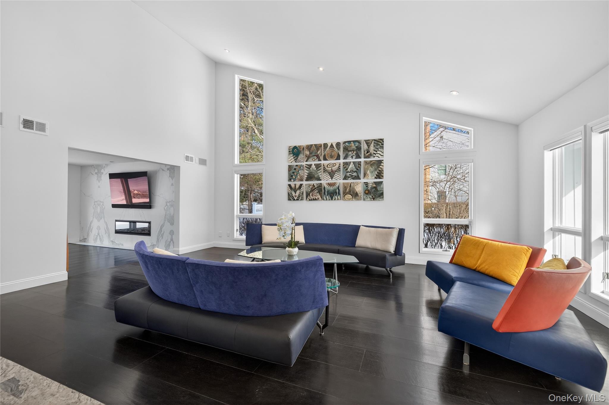 #6 photo, 48 Westwood Court, Woodbury , NY 11797