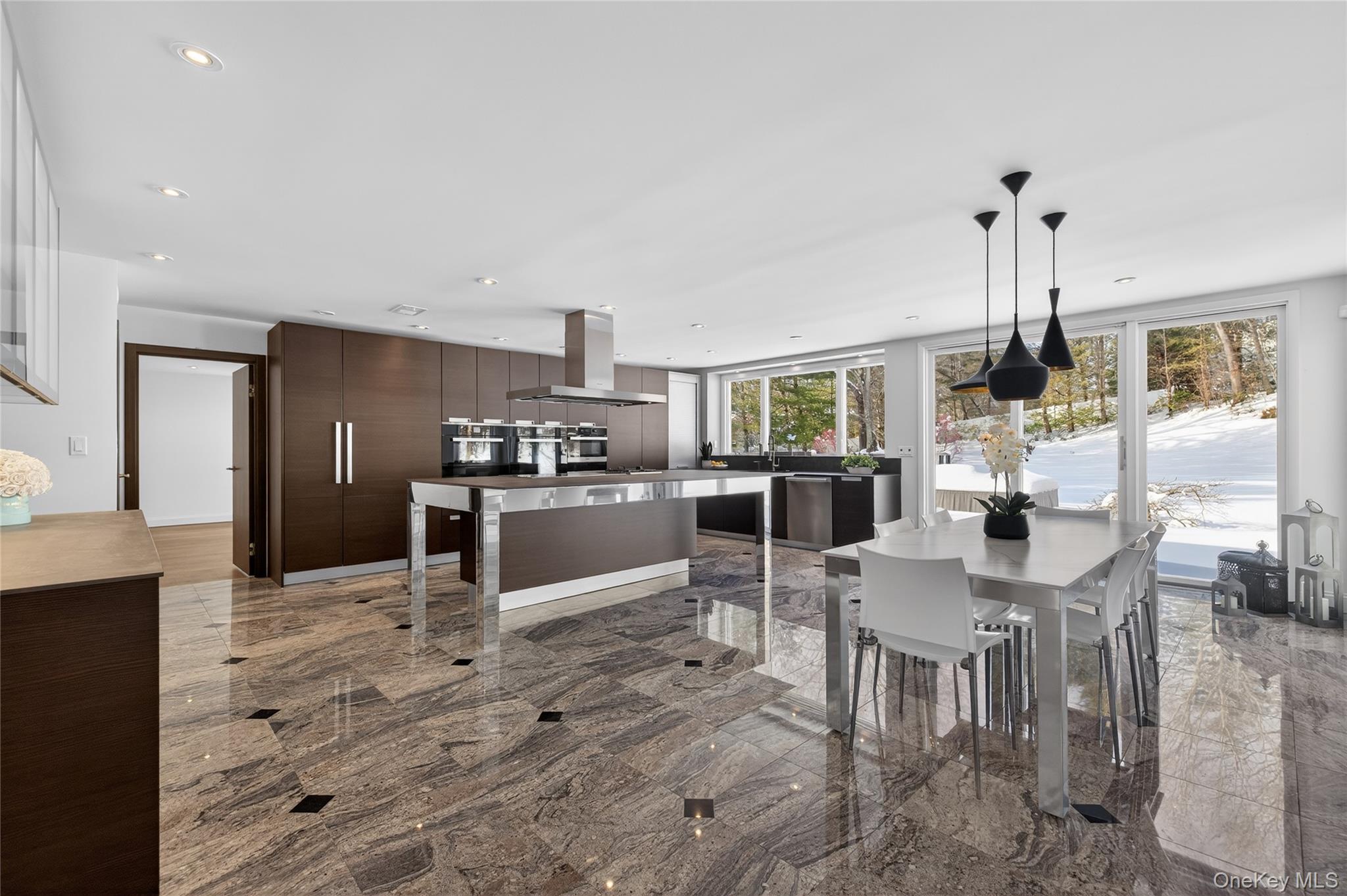 #9 photo, 48 Westwood Court, Woodbury , NY 11797