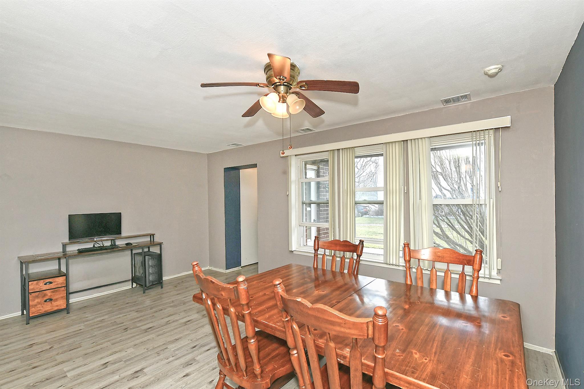 #10 photo, 57 Artist Lake Drive, Middle Island , NY 11953