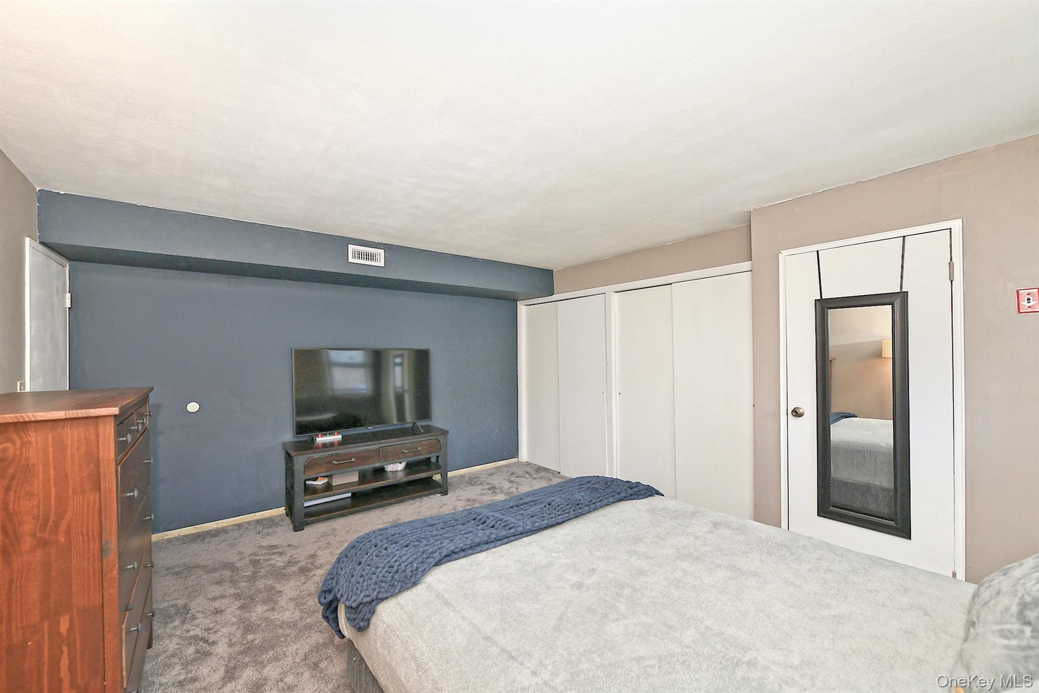 #15 photo, 57 Artist Lake Drive, Middle Island , NY 11953